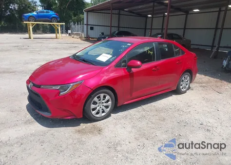 2021 Toyota Corolla Le z USA, uszkodzony, nr VIN JTDEPMAE8MJ176331